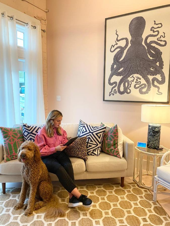 The Pink Room At Emily'S On The Island Galveston Exterior photo